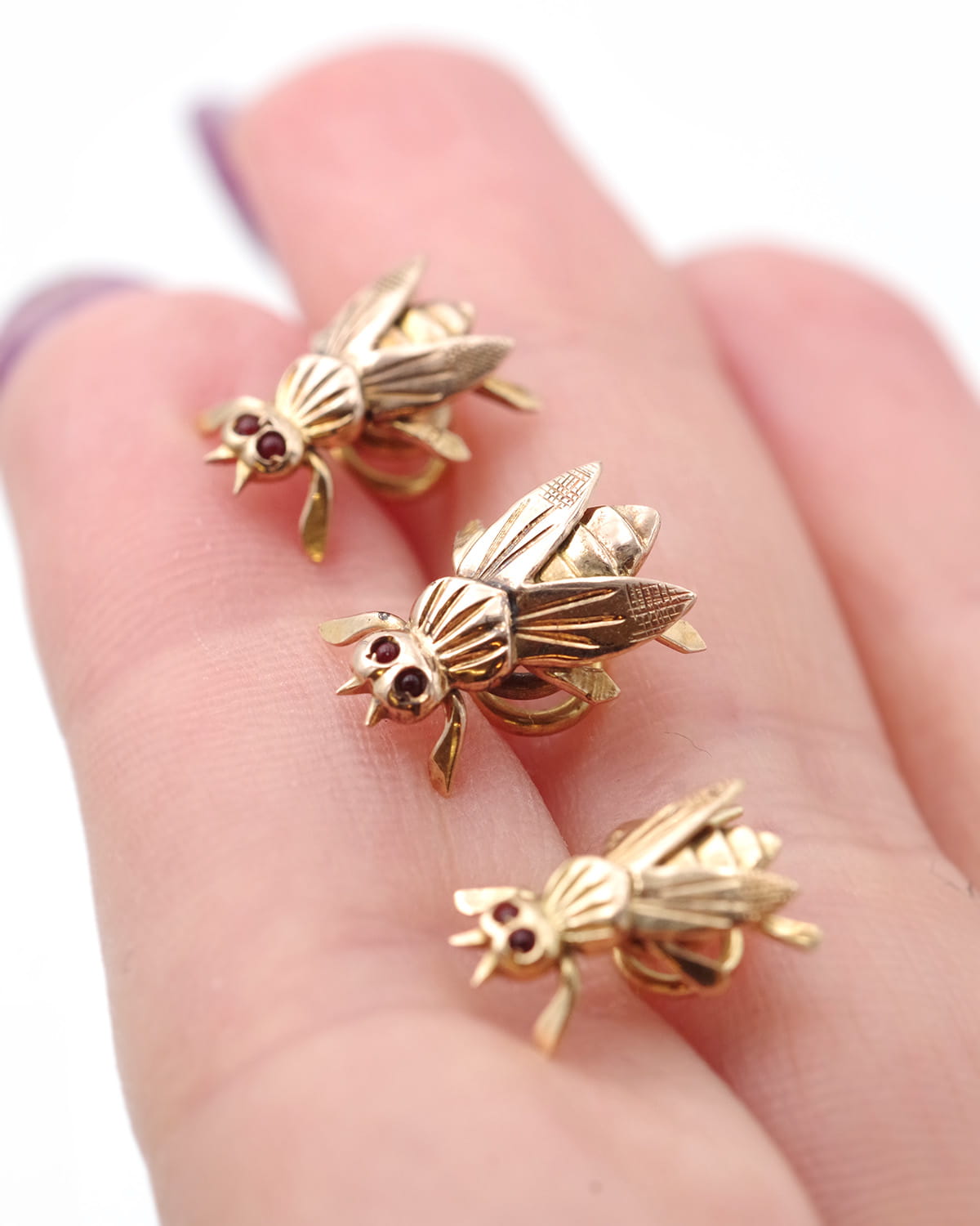 Bee pin brooches