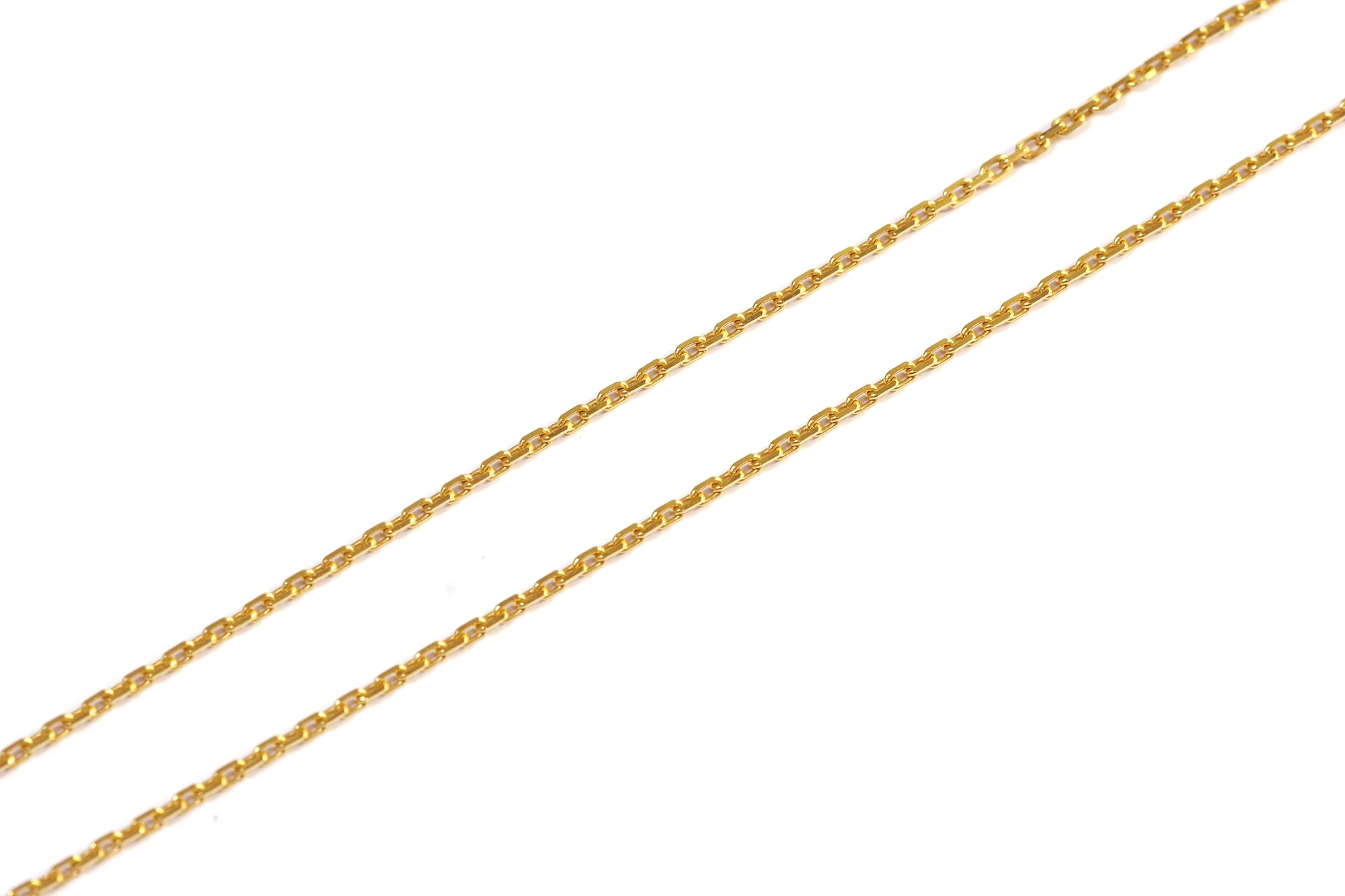 rectangular mesh chain in gold