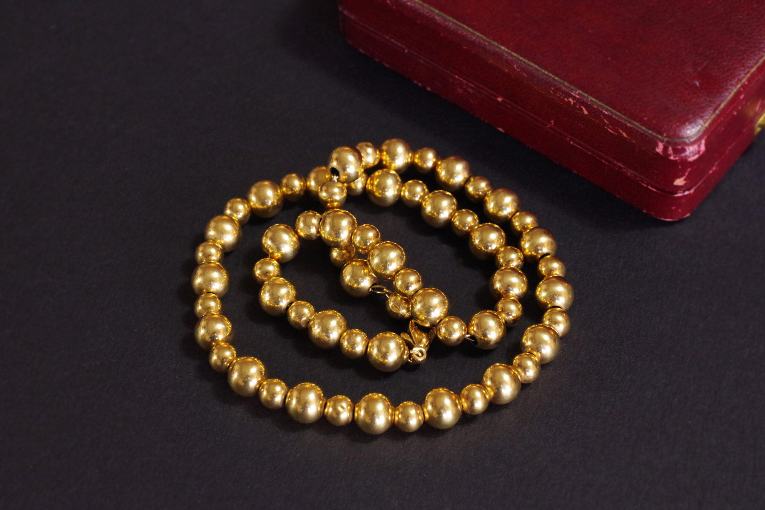 Collier boules d'or style marseillais