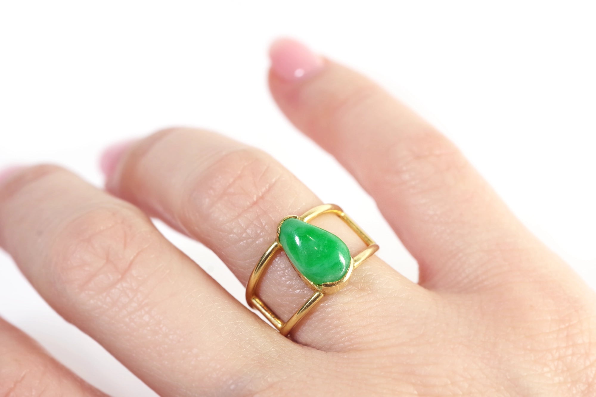 green jade ring