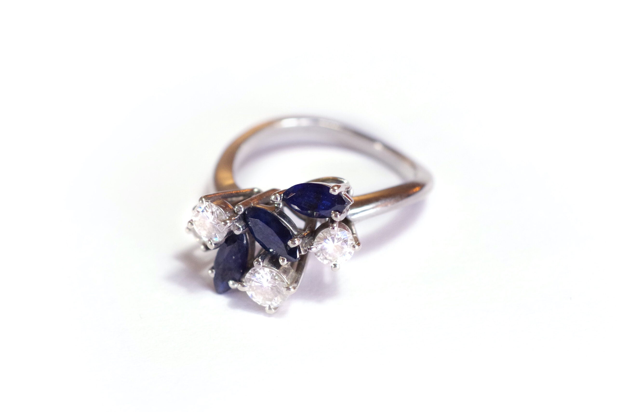 preowned sapphires diamond ring antique jewellery