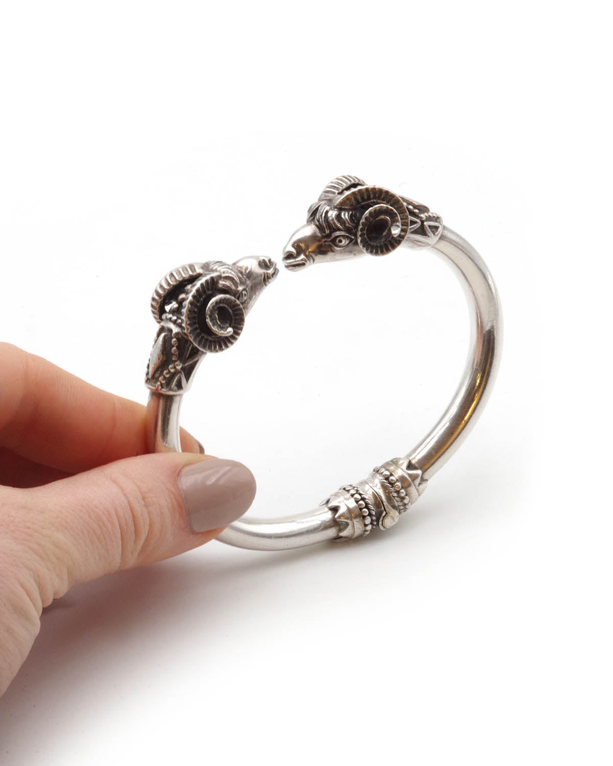 Bracelet jonc ancien en argent