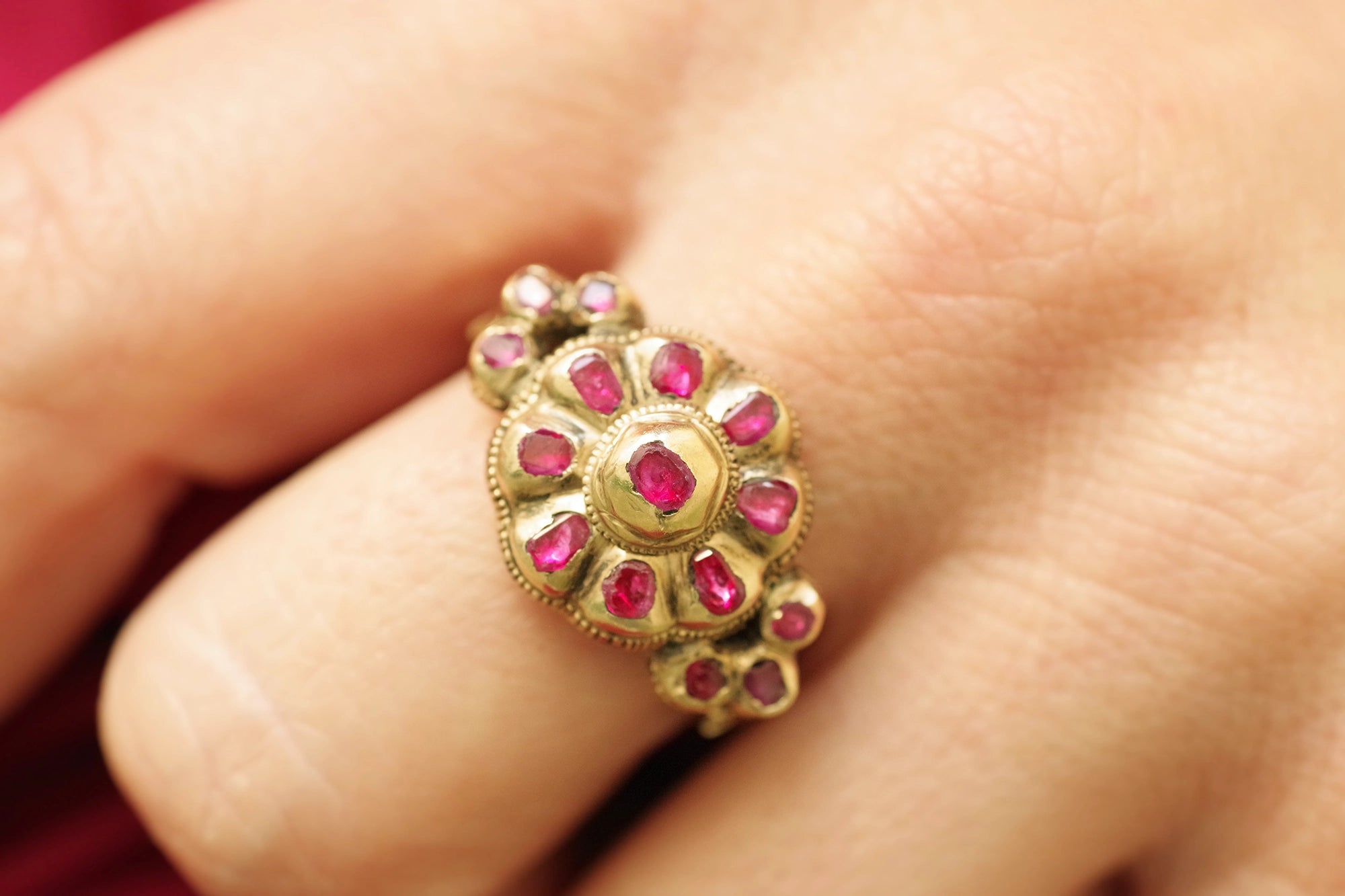 bague italienne ancienne rubis