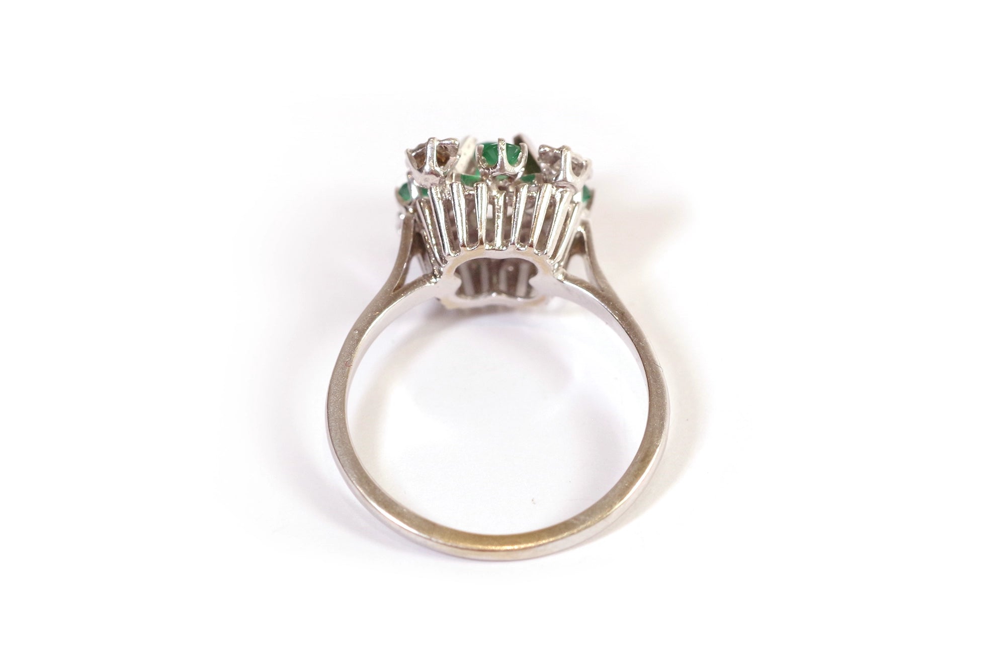 chrysoprase diamond ring in gold