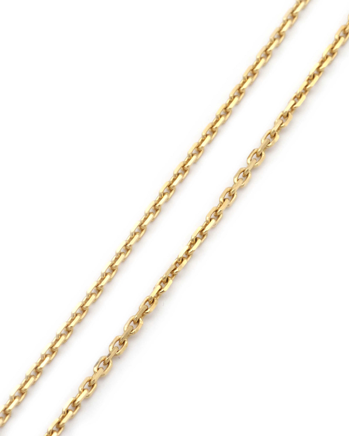 chaine courte en or