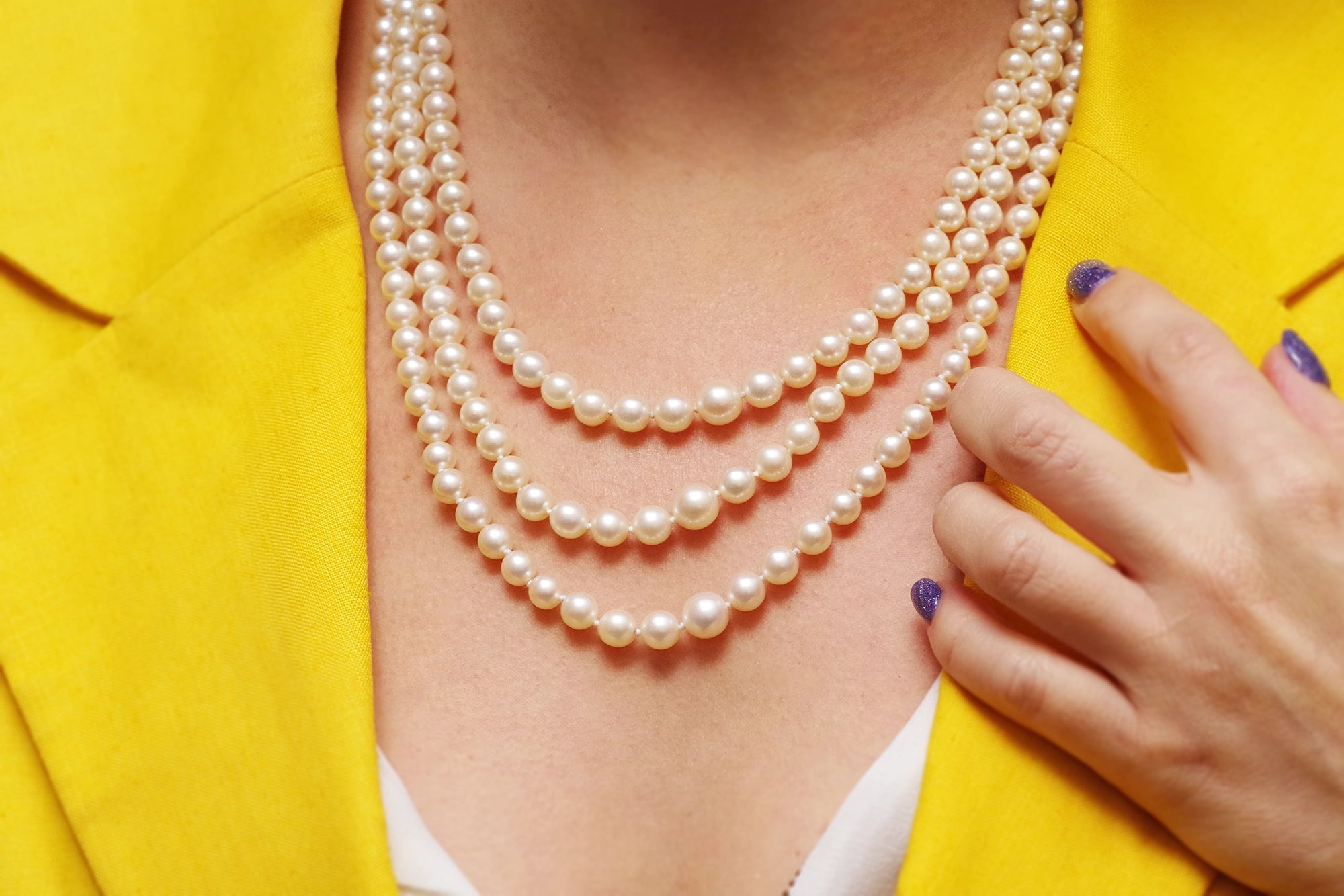 pearls necklace with a diamond clasp