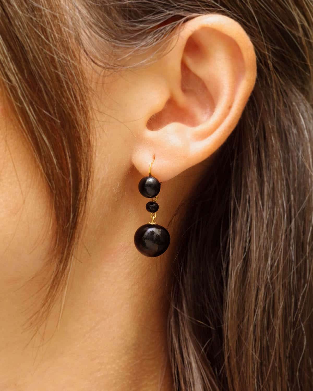 Victorian black beads earrings