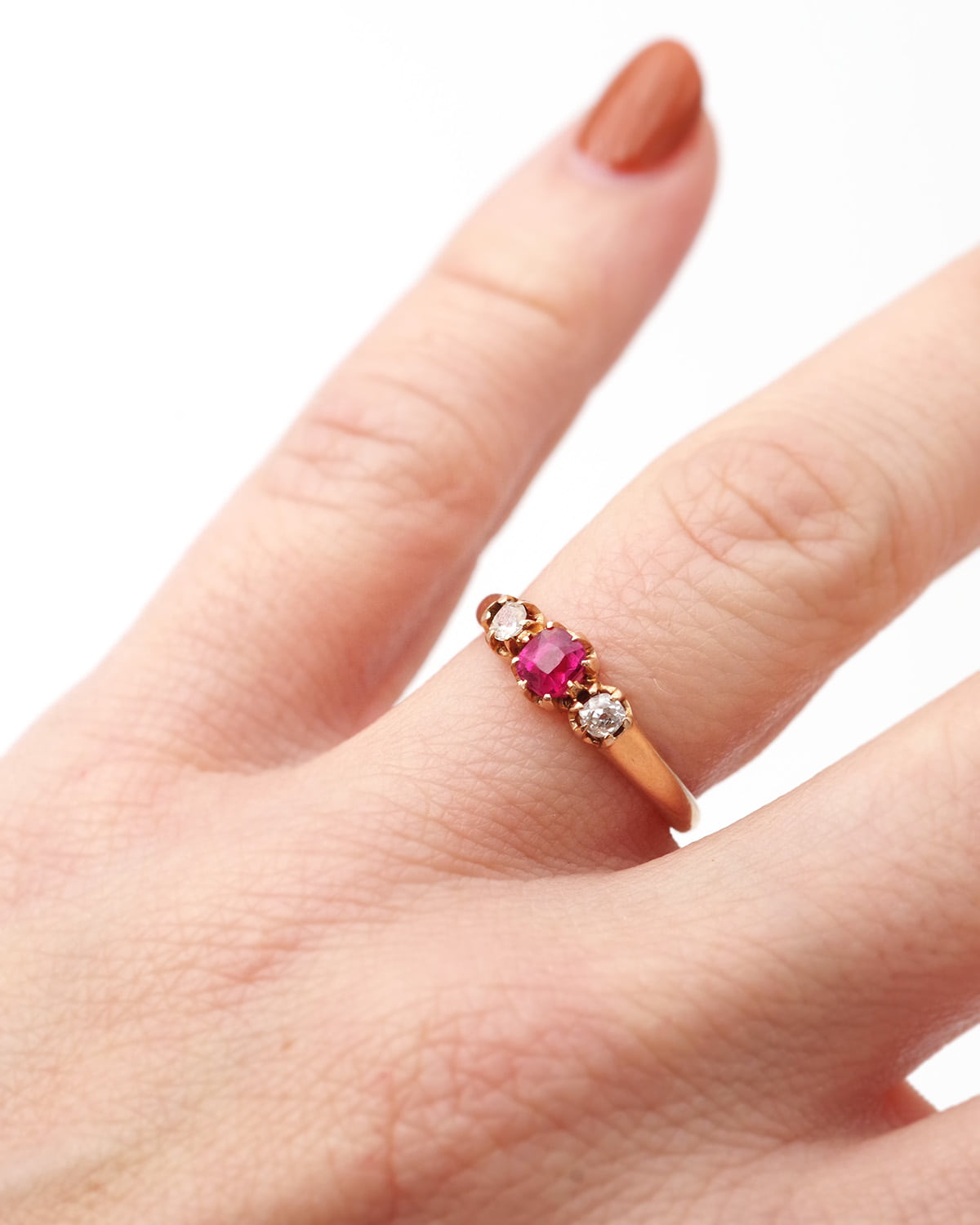 bague en or saphir rose