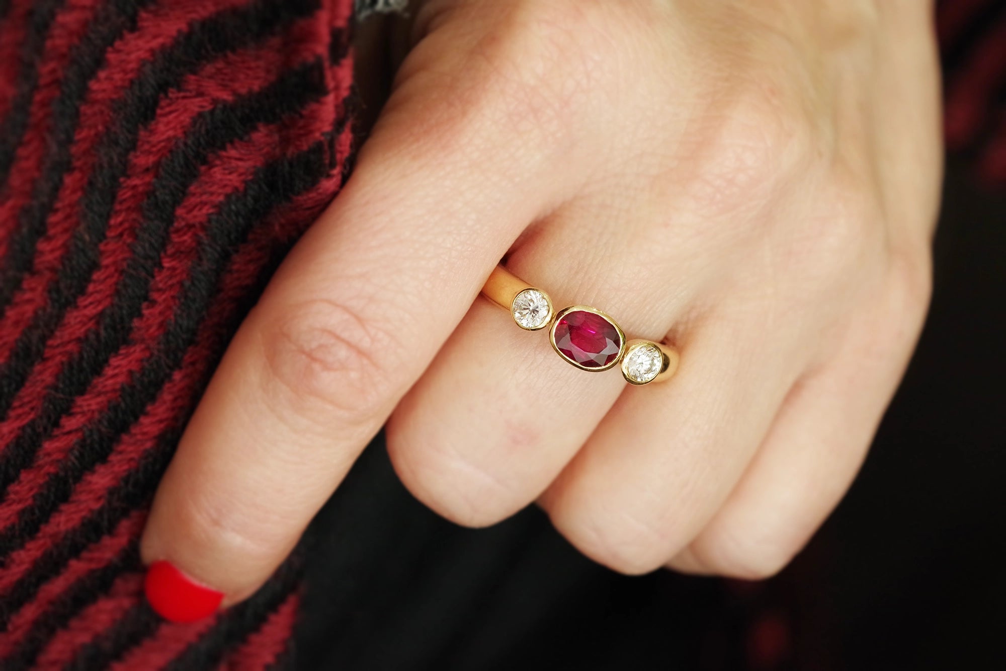 wedding ruby ring in gold