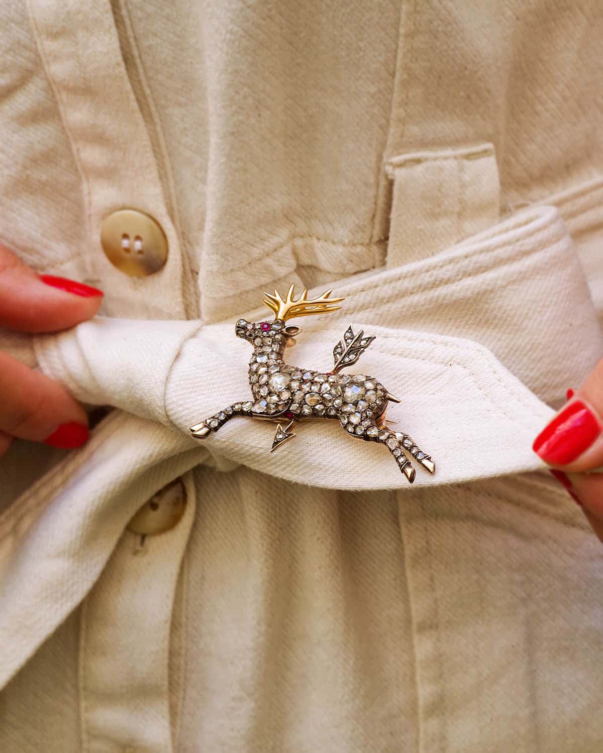 Broche cerf ancienne en or