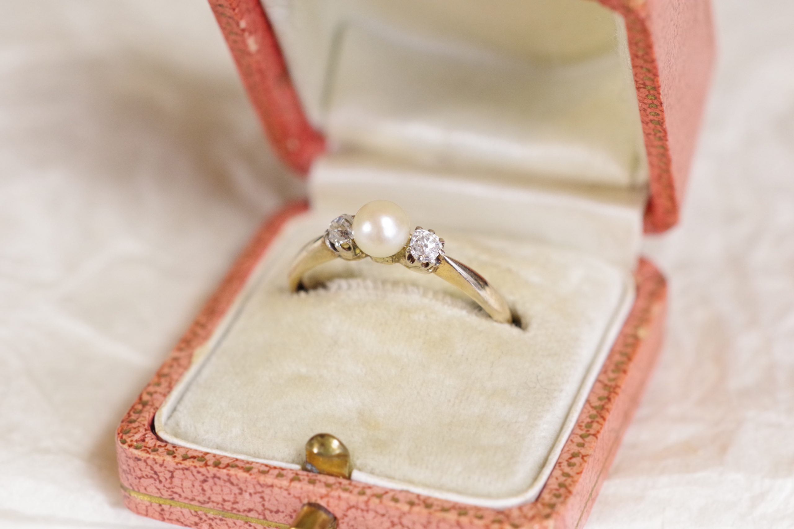 14k Gold Pink Pearl & Diamond Ring - A&V Pawn