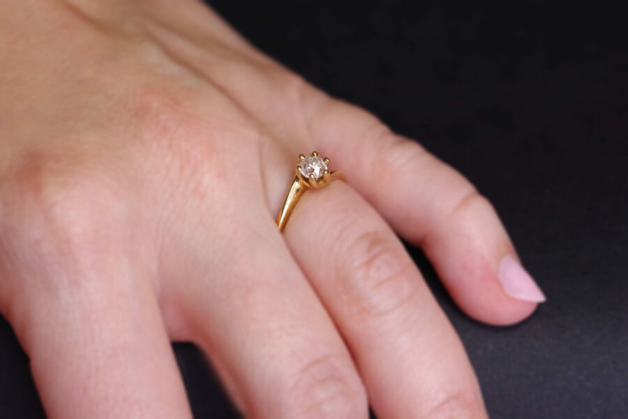 solitaire diamond ring wedding