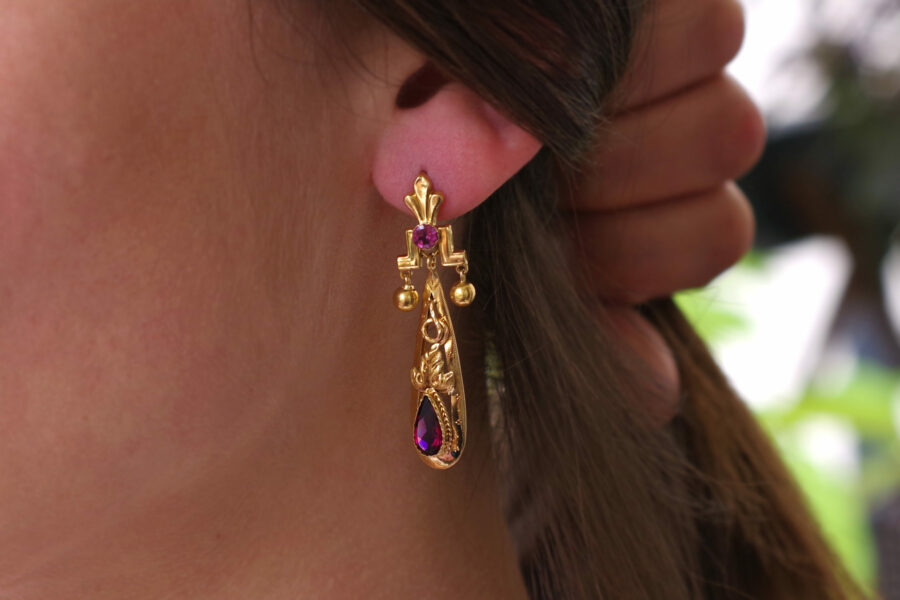 antique drop earrings garnet gold