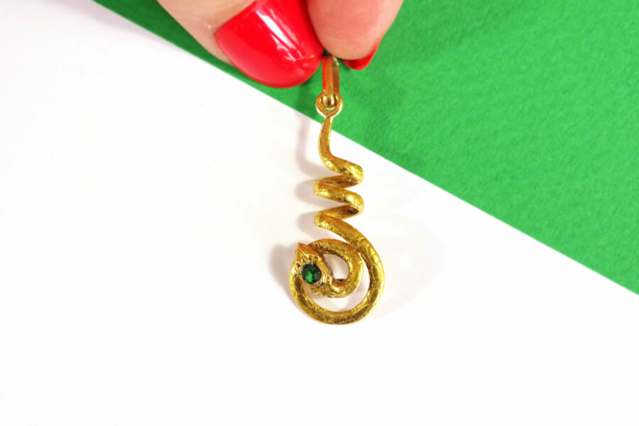 georgian snake pendant in gold