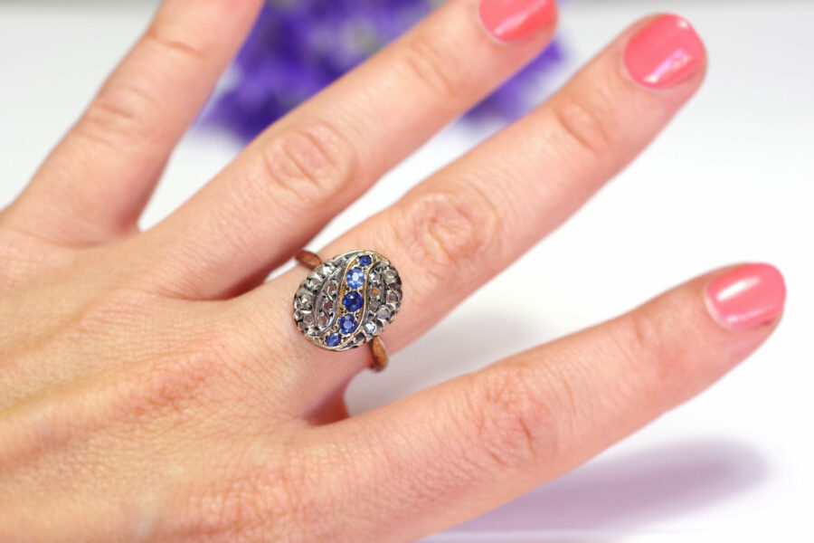 sapphire and rose-cut-diamond ring