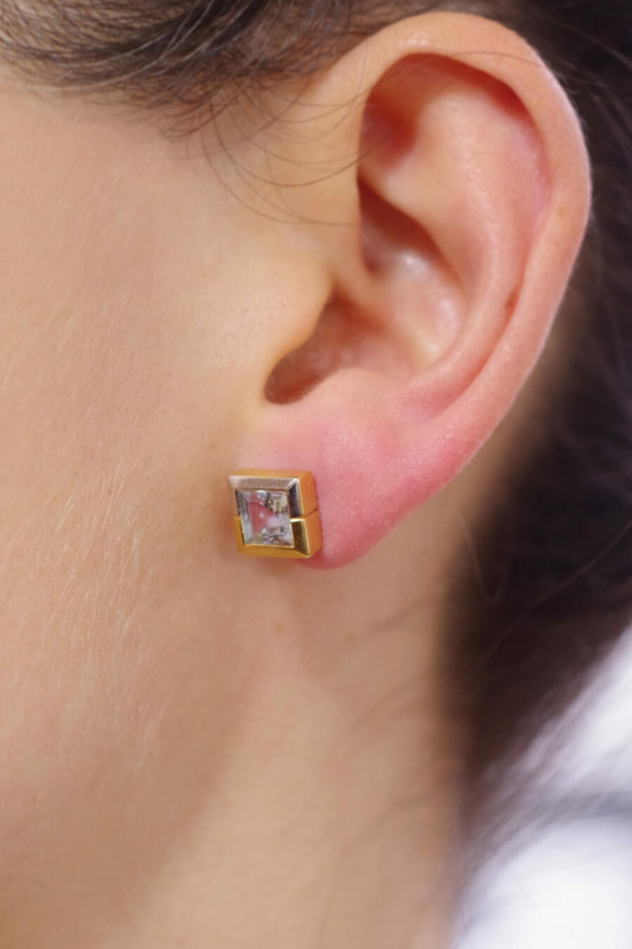 vintage stud earrings blue topaz square 18k gold