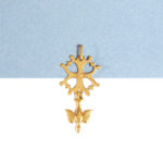 pendentif croix huguenote en or 18k bijou baptême