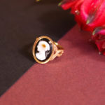 vicotiran agate cameo ring in 18k pink gold