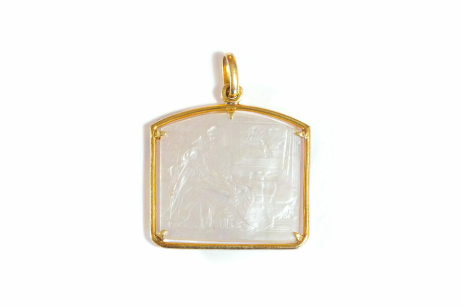 Edwardian mother of pearl and gold pendant