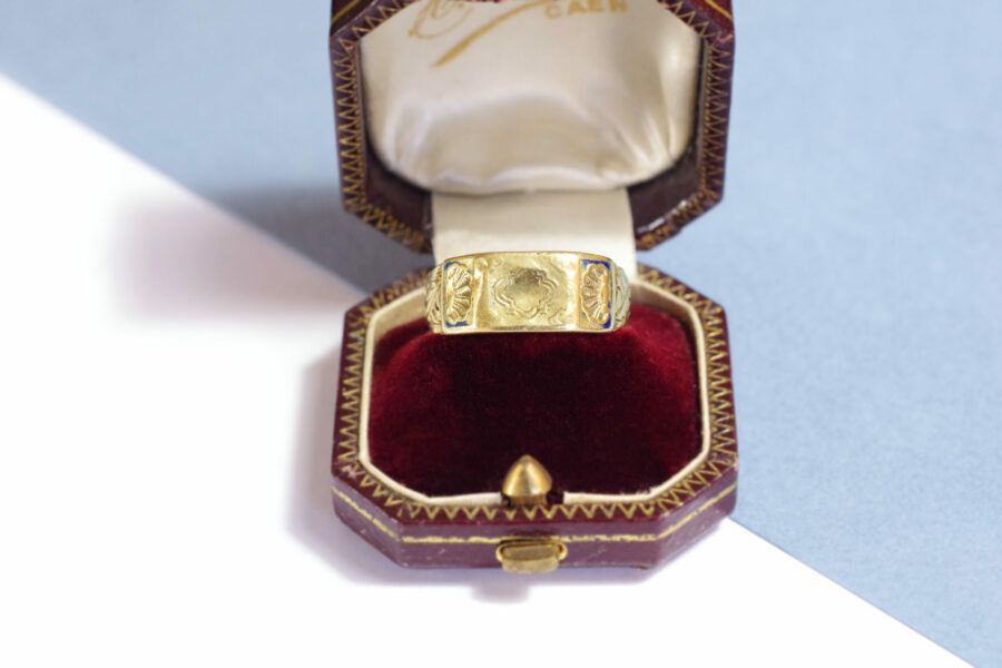 Bague du poitou bijou français en or