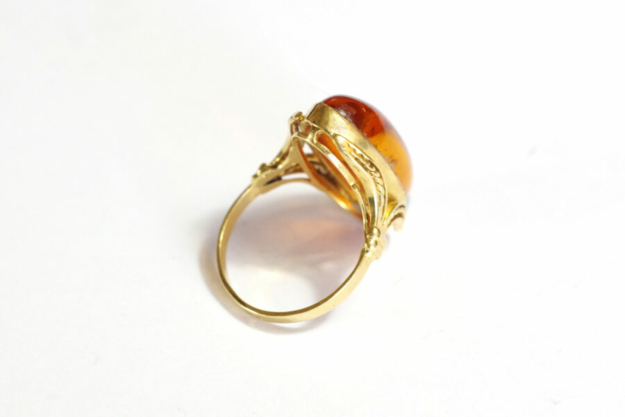 vintage amber orange ring in gold