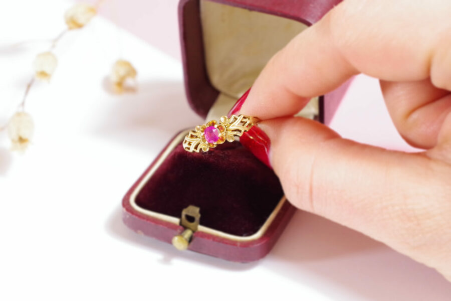 Belle epoque synthetic ruby ring in gold