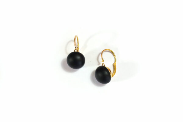 victorian black mourning earrings in 18k gold