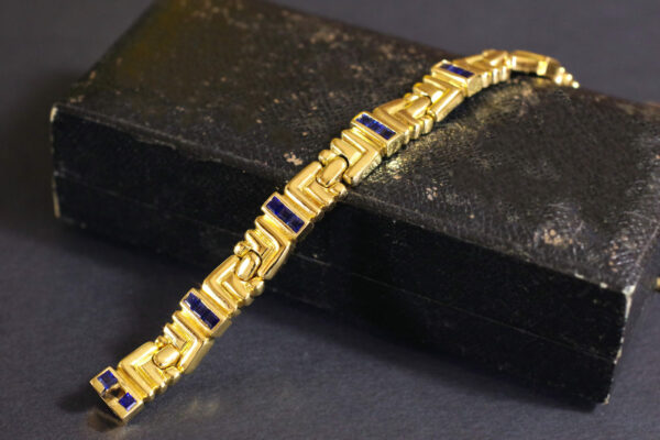 bracelet en or et saphirs