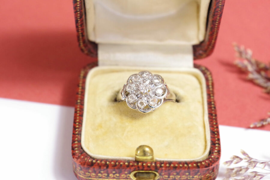 vintage diamond cluster ring in white gold