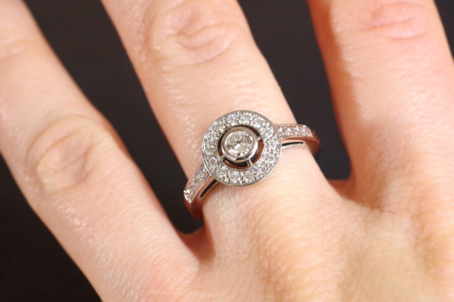 art deco style ring set with diamonds