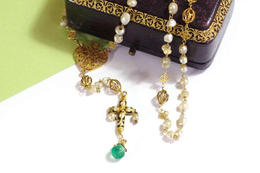 antique rotary in gold enameled natural pearls and emerald