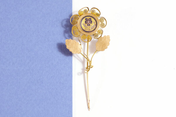 victorian pansy pin in gold