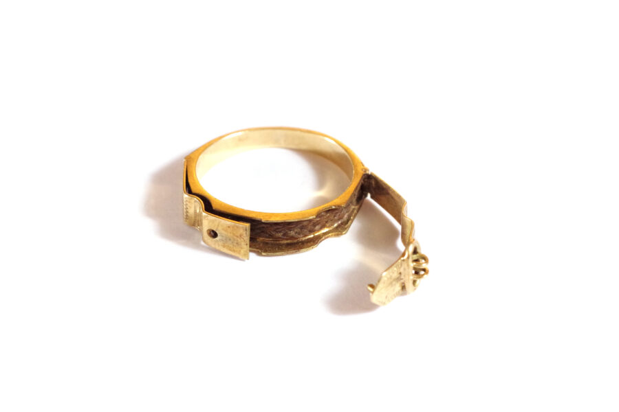 opening secret ring in 14k gold wedding ring