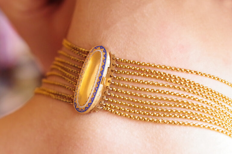 victorian severals rows choker necklace in gold
