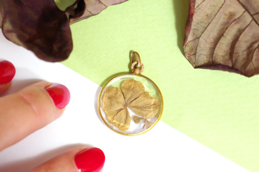 antique luck clove locket pendant