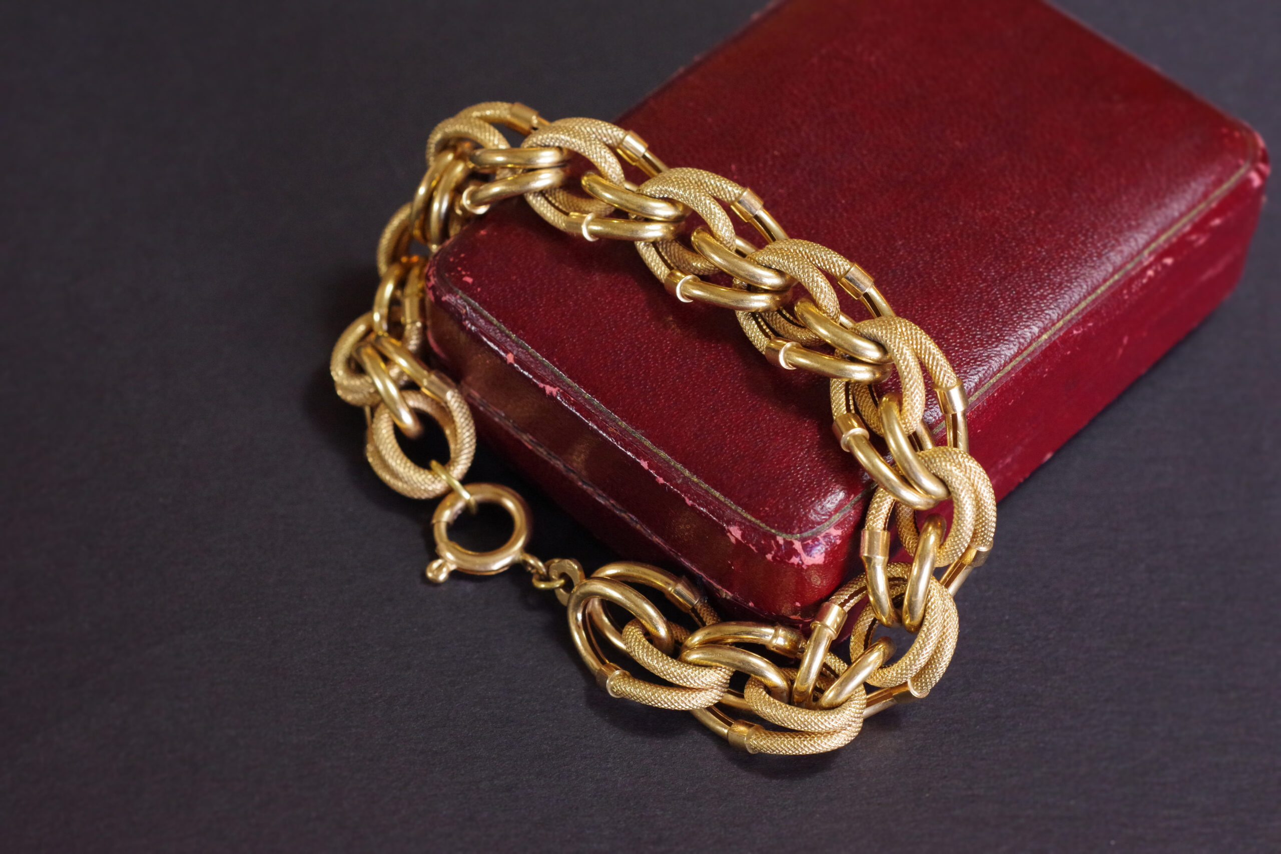 Vintage Italian Mariner Link 18k Gold Bracelet