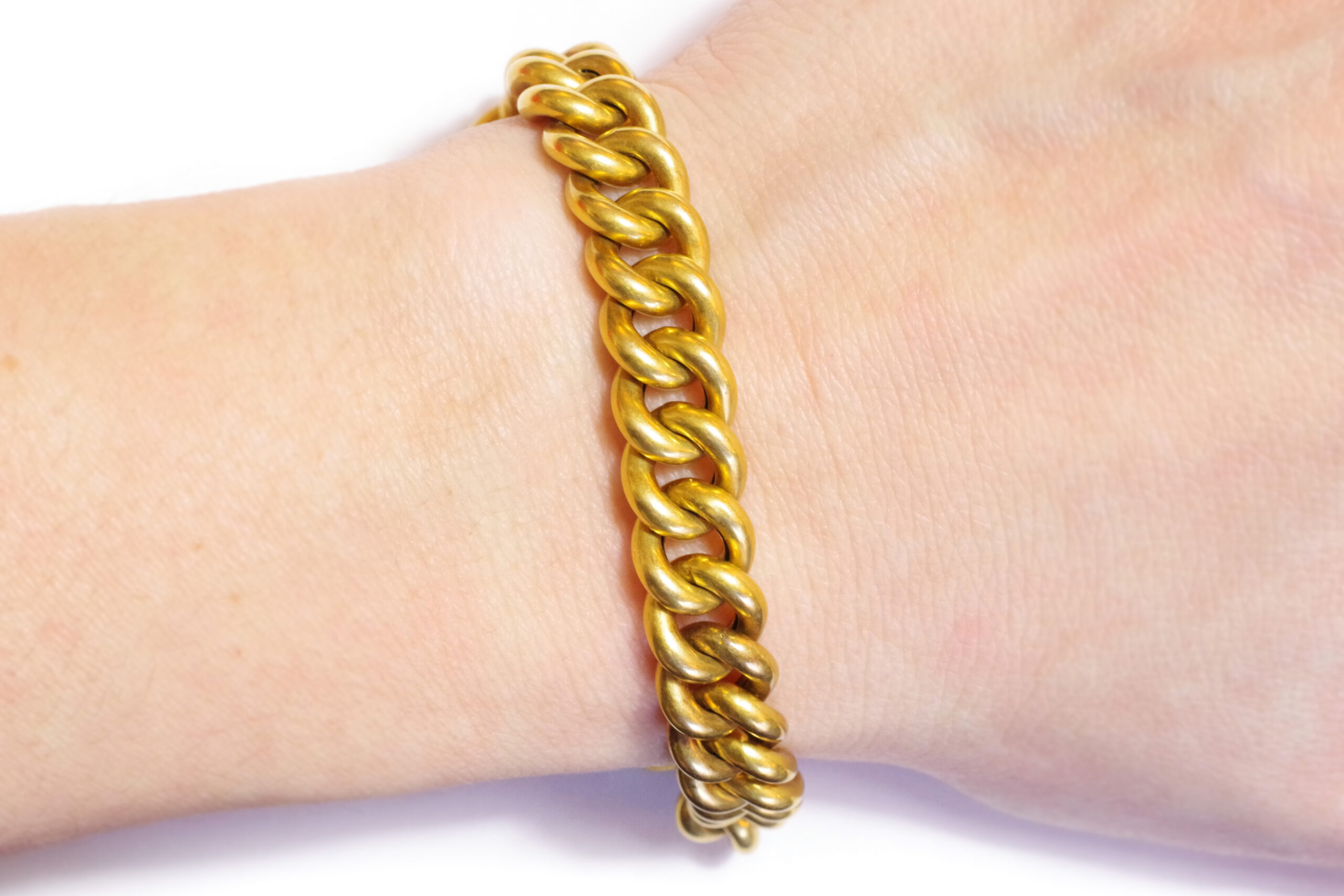 Monet Chunky Gold Double Curb Chain Bracelet | Vintage Jewelry - BOÎTE  LAQUE JEWELRY – BOITE LAQUE