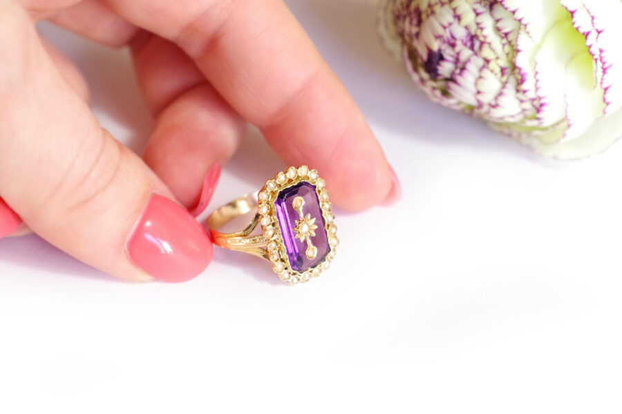 antique purple glass ring pearl split half 18k gold antique jewellery