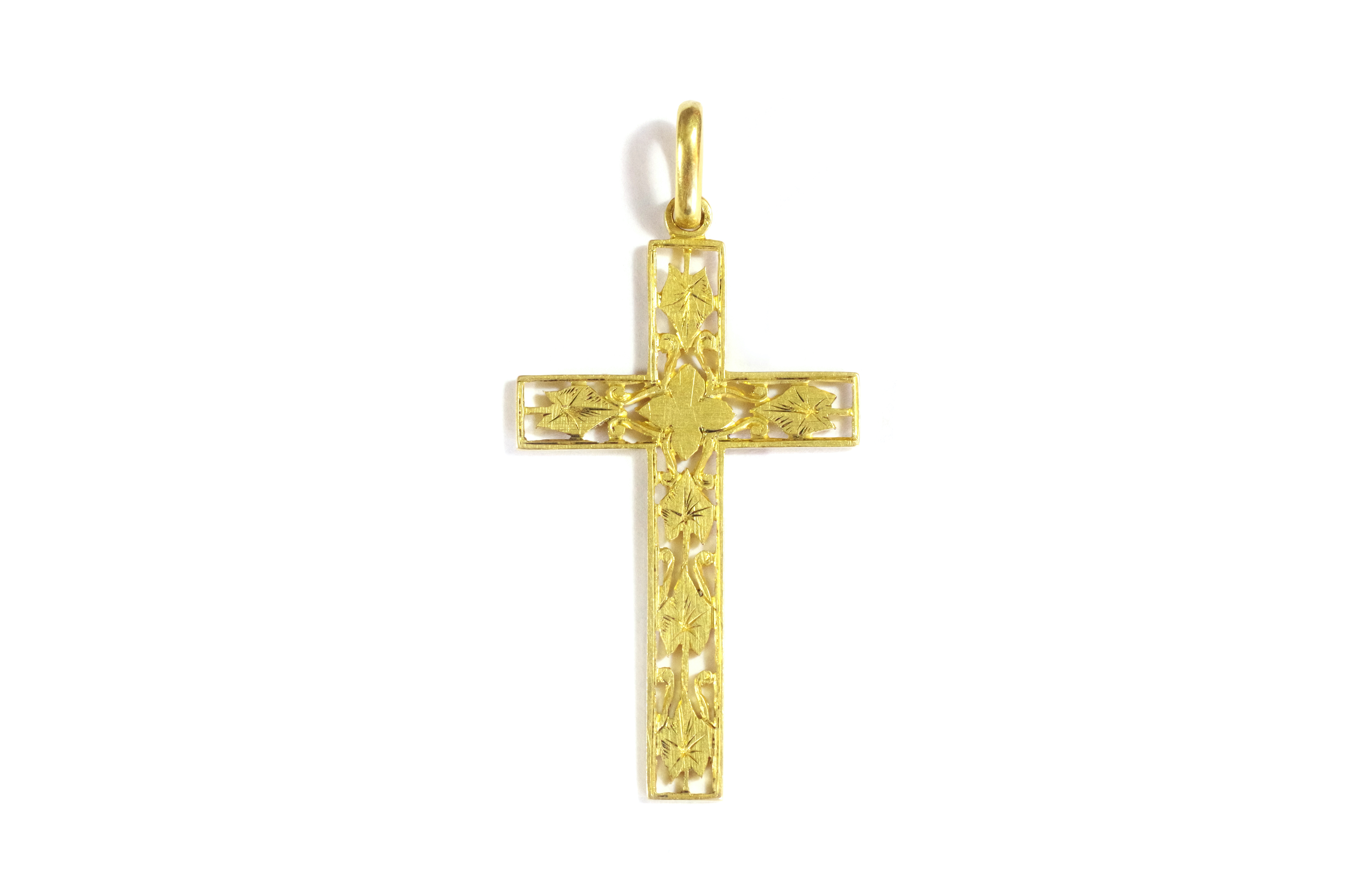 christian religious gold ivy pendant 18k gold