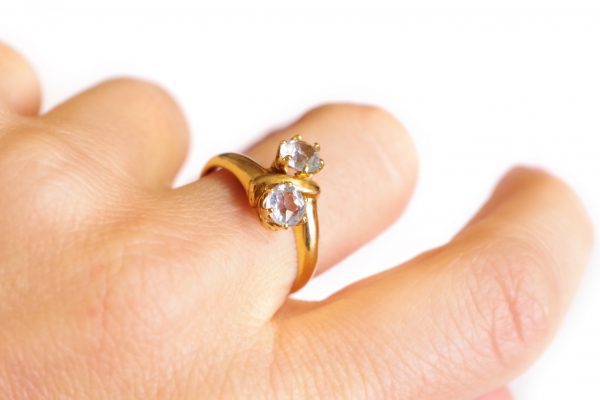 pre-owned you and me ring in gold