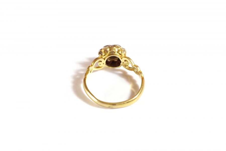 diamond cluster ring in gold