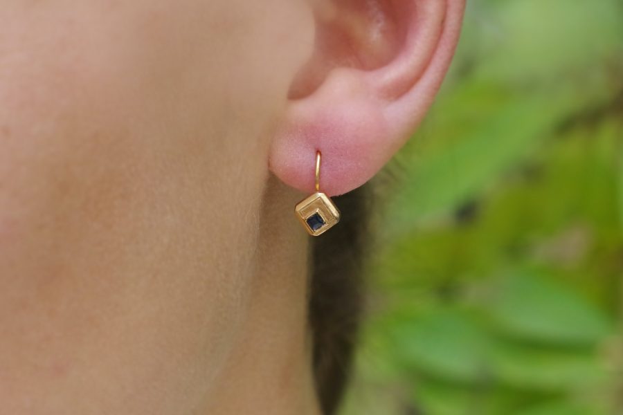 art deco sapphire earring