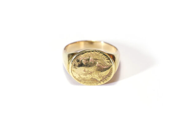 Gold and bronze cameo ring