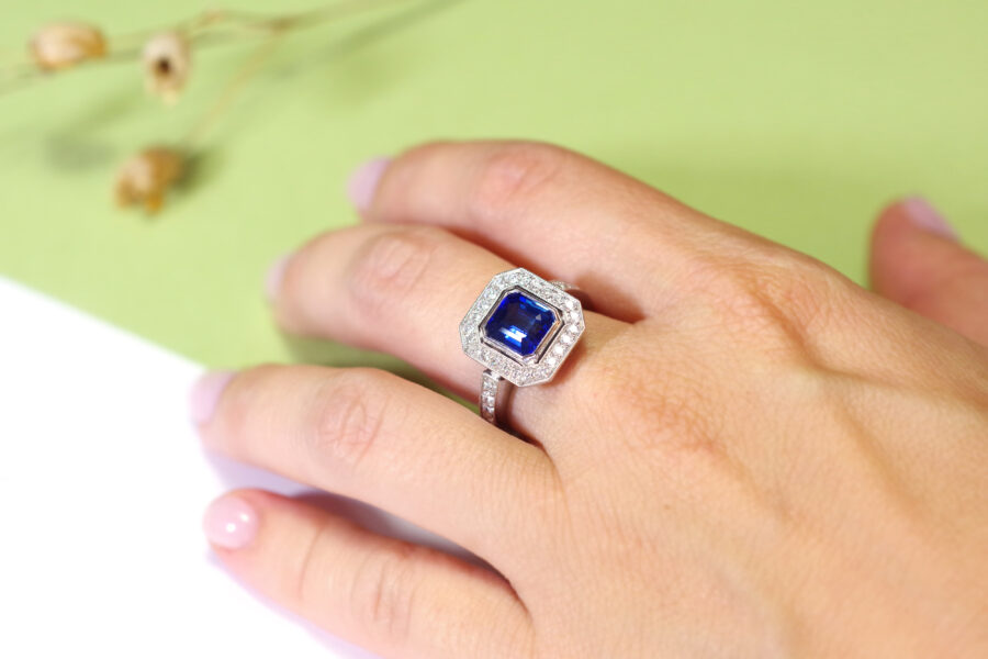 natural sapphire diamond wedding ring