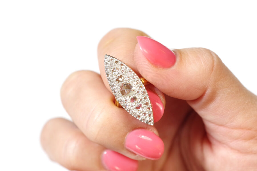 victorian diamond ring 18k gold