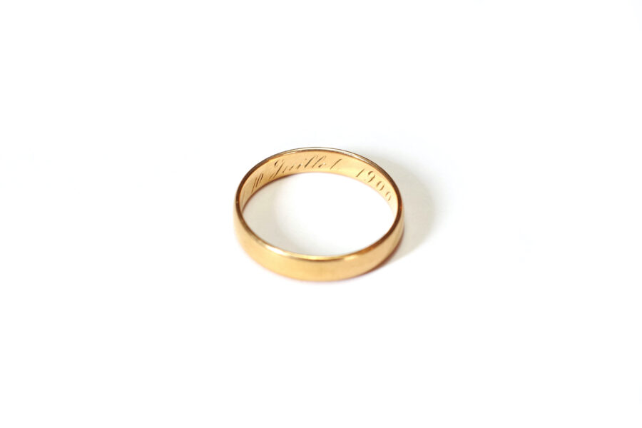 Rose gold ring wedding ring