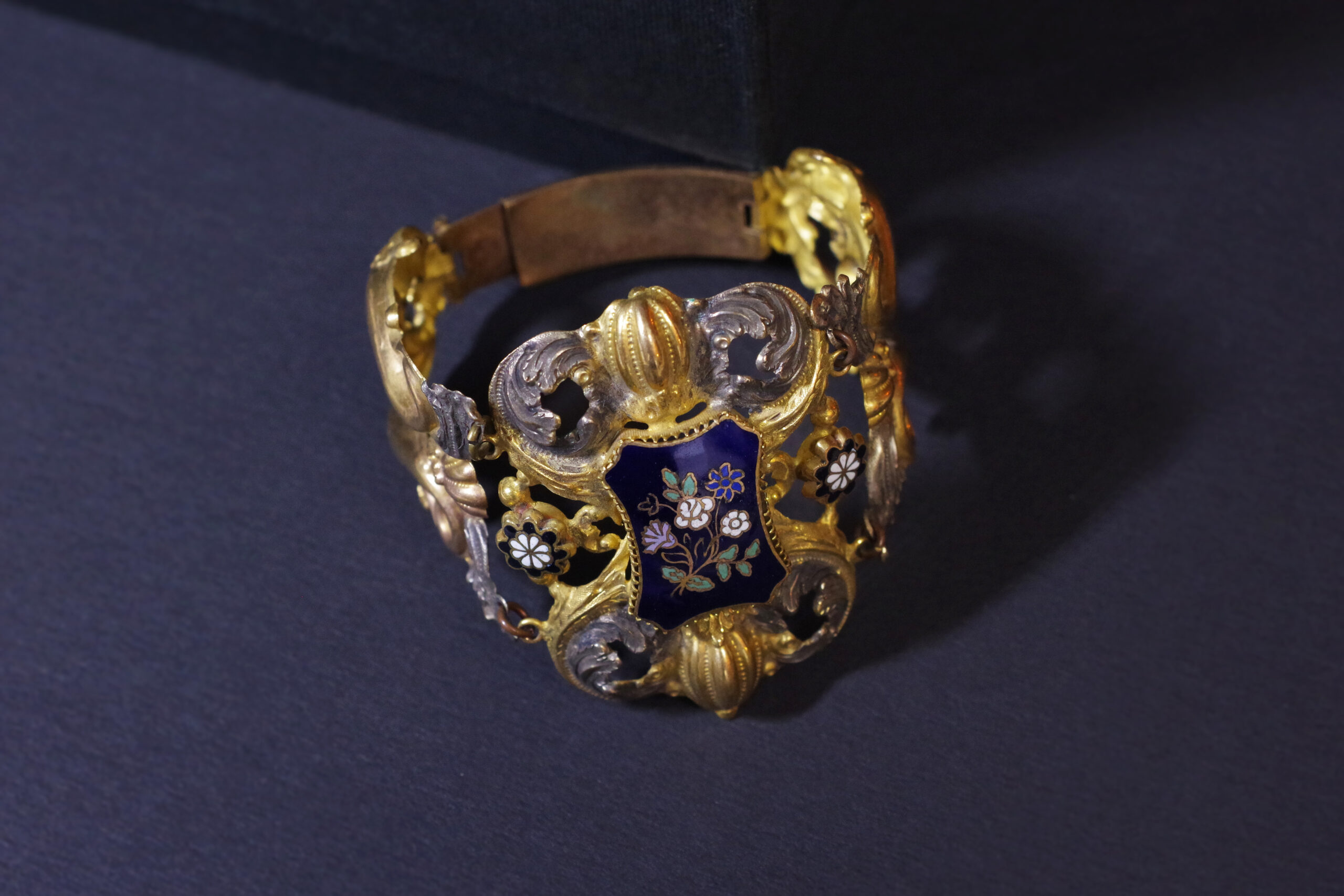 victorian pinchbeck bracelet