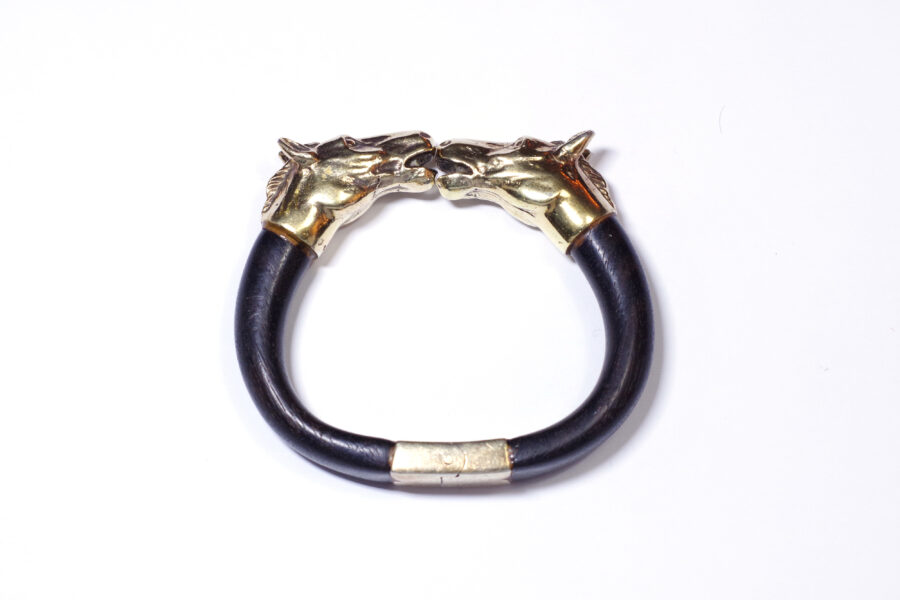 bracelet ébène et argent tete de cheval style hermes