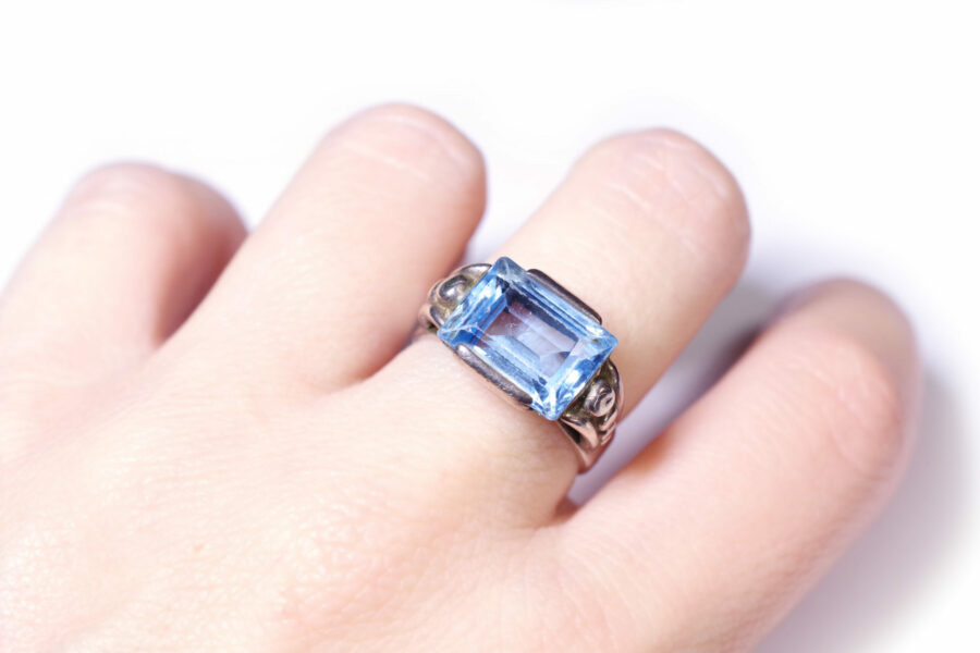 bague art deco spinelle