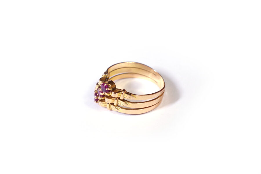victorian belt ruby ring in gold